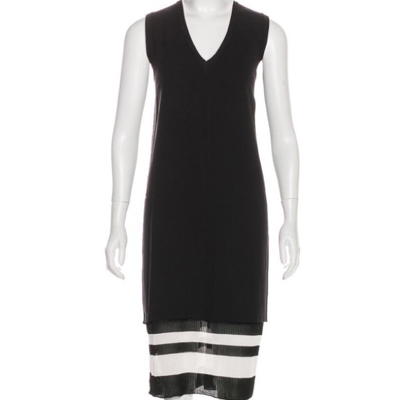 Vince Dresses & Skirts - Vince Sporty Midi Dress